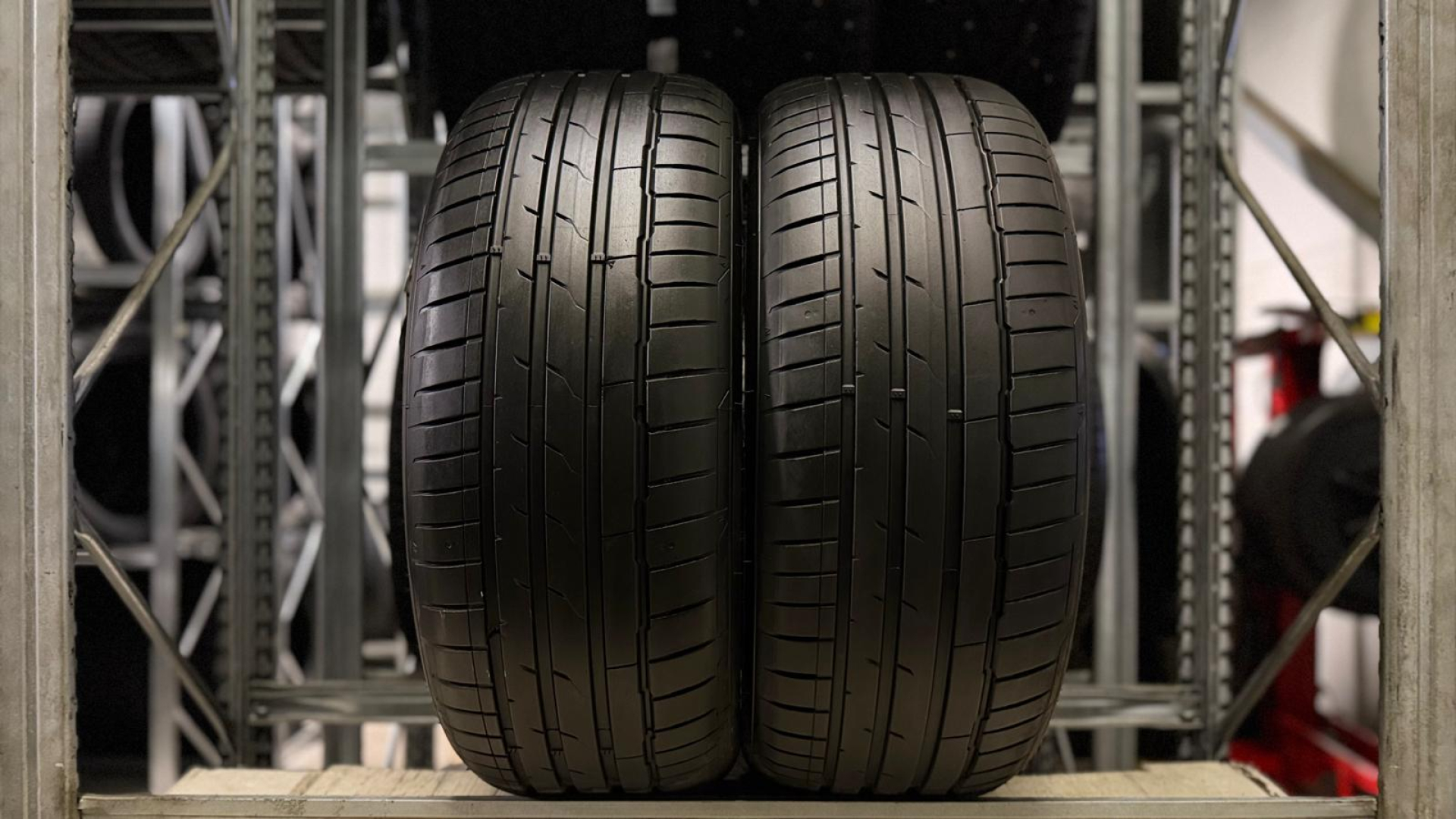 Hankook Ventus S1 Evo 3 K127E 235/50R20 100 T AO Летние шины