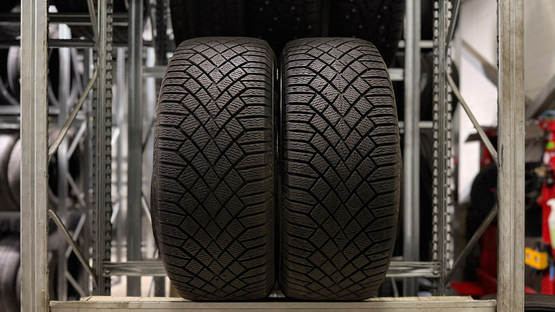 Continental VikingContact 7 265/60R18 114 T Ламельные шины