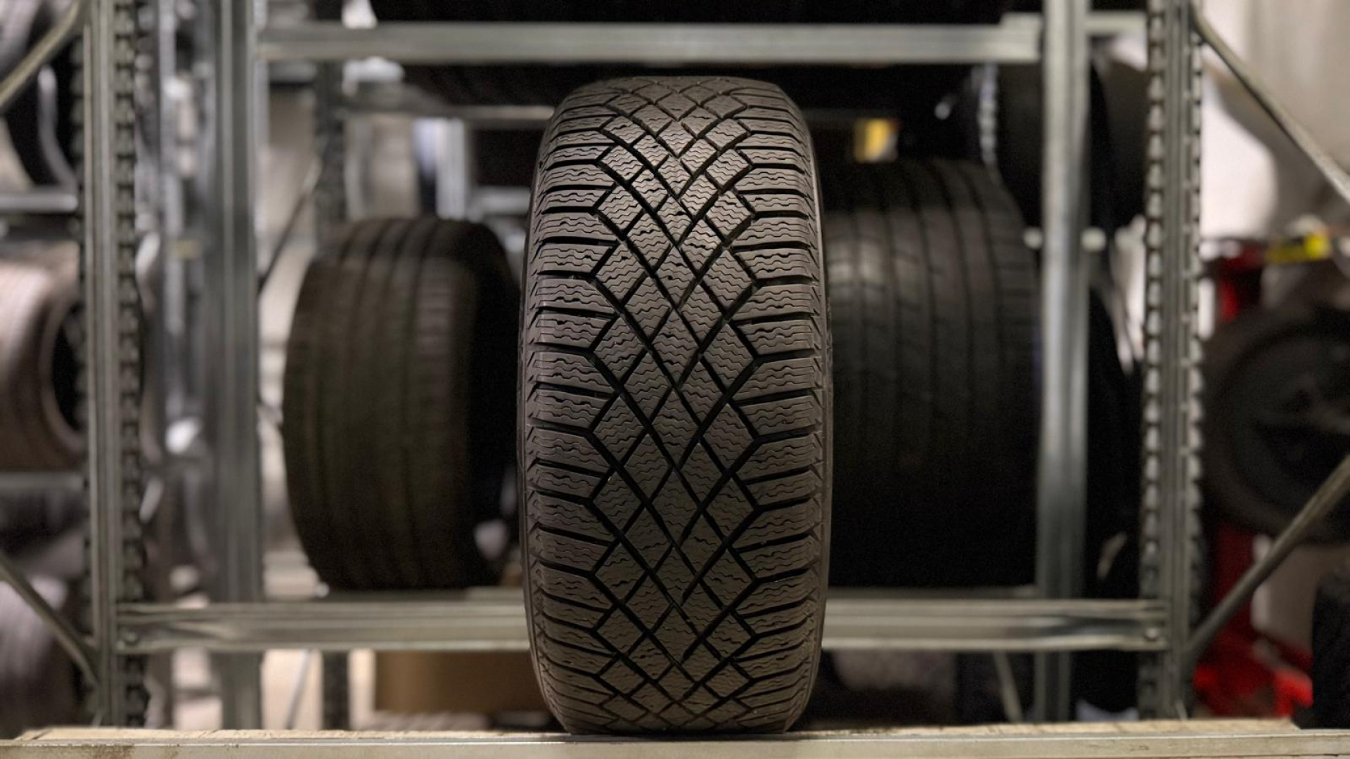 Continental VikingContact 7 195/50R16 88 T
