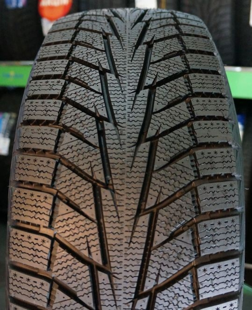 Hankook W616 245/45R19 102 T Lamellrehvid