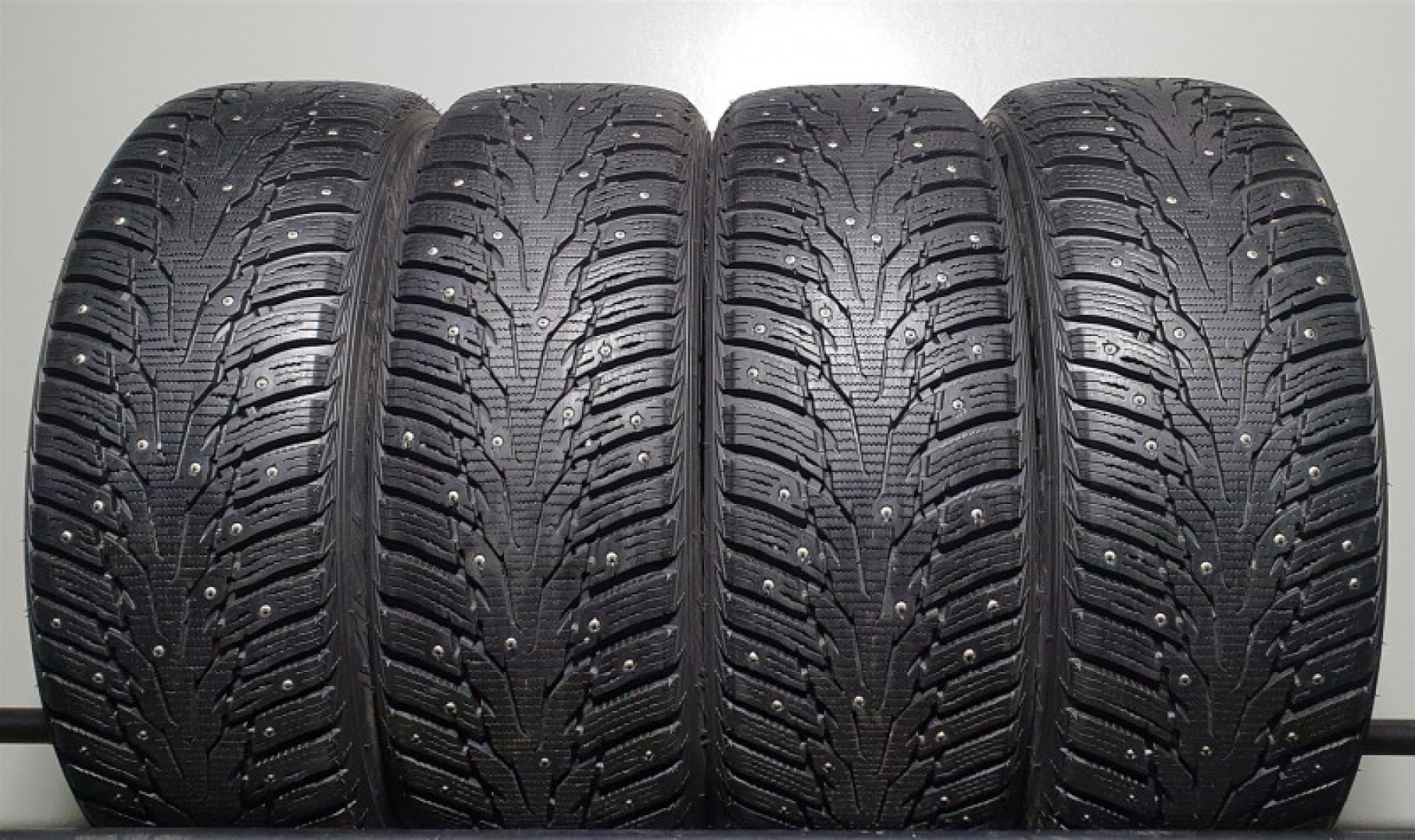 Nexen Winguard Windspike WH62 185/65R15 92 T Шипованные шины