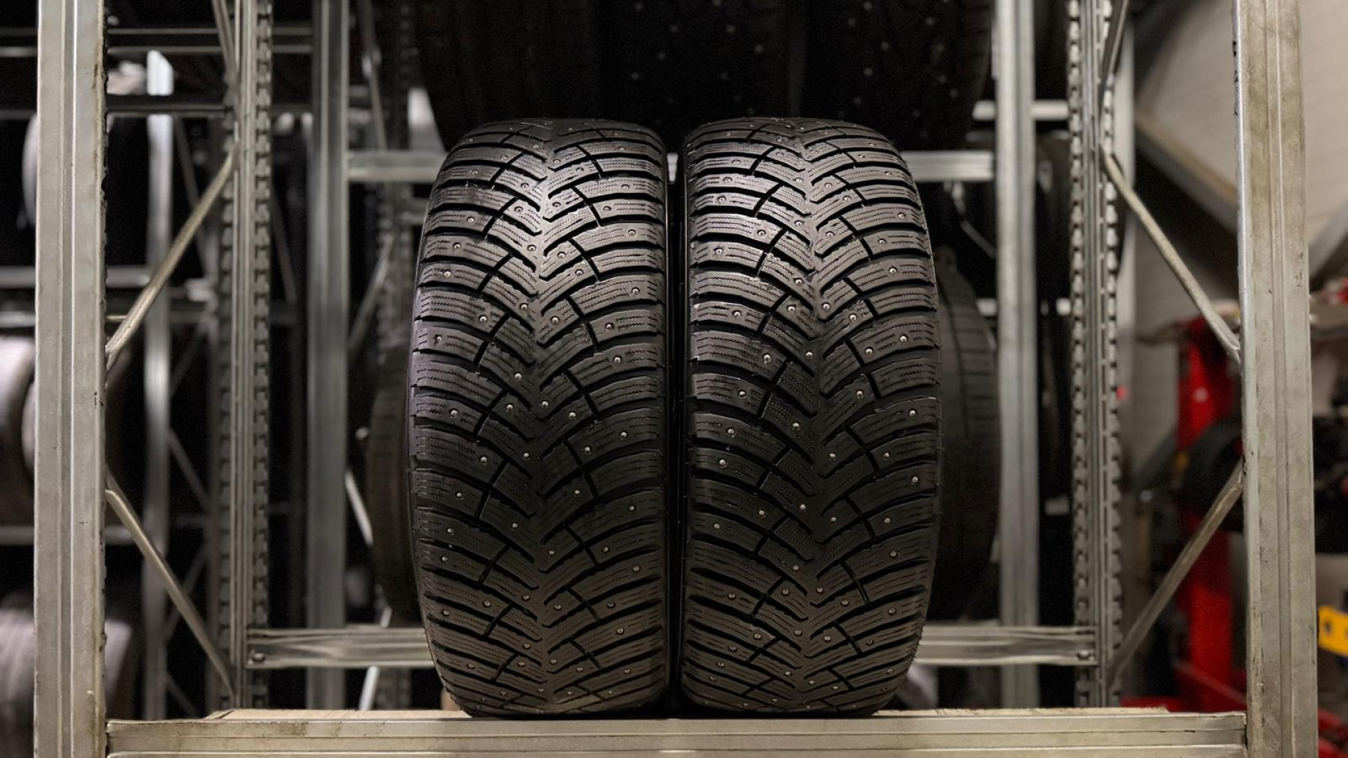 Nexen Wingurad Win Spike 3 215/55R17 98 T Studded tires