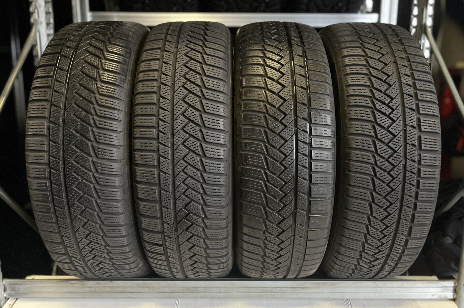 Continental Winter Contact TS850P SSR (Suv) 215/60R18 102 T MOE