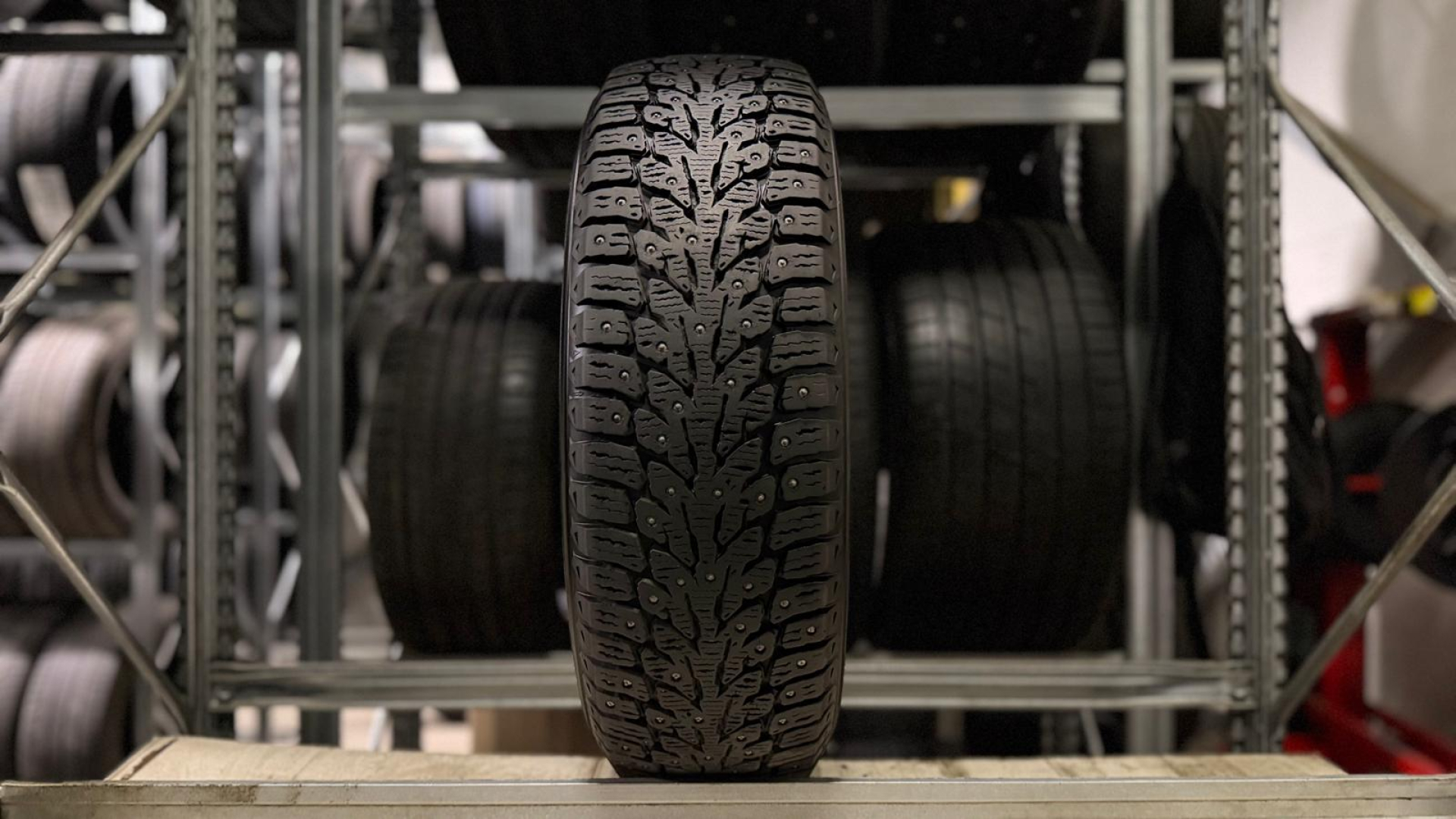 Kumho Winter Craft Ice Wi32 215/65R16 102 T