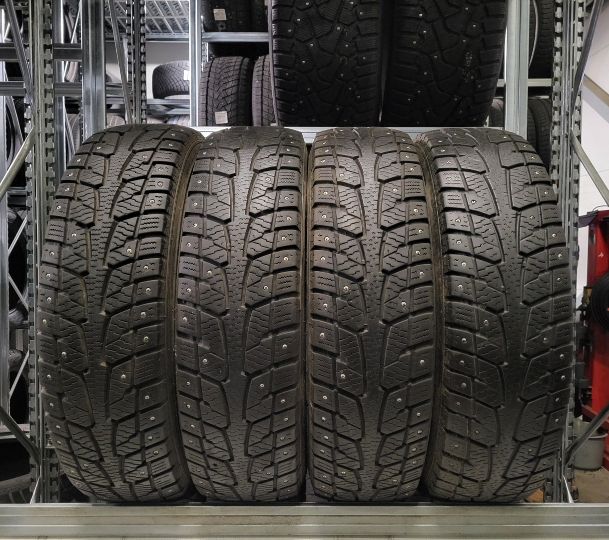 Hankook Winter I Pike Lt Rw09 205/75R16C 110/108 R Naastrehvid