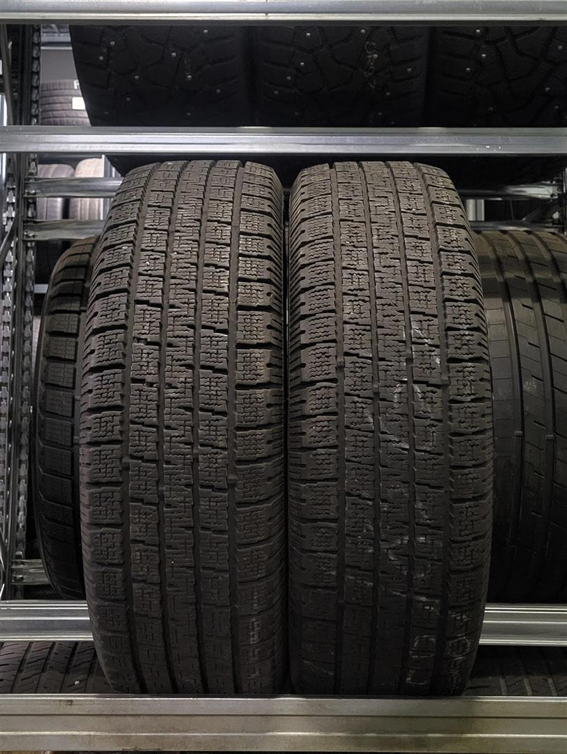 Pirelli Winter Ice Storm 3 185/65R15 88 Q Ламельные шины