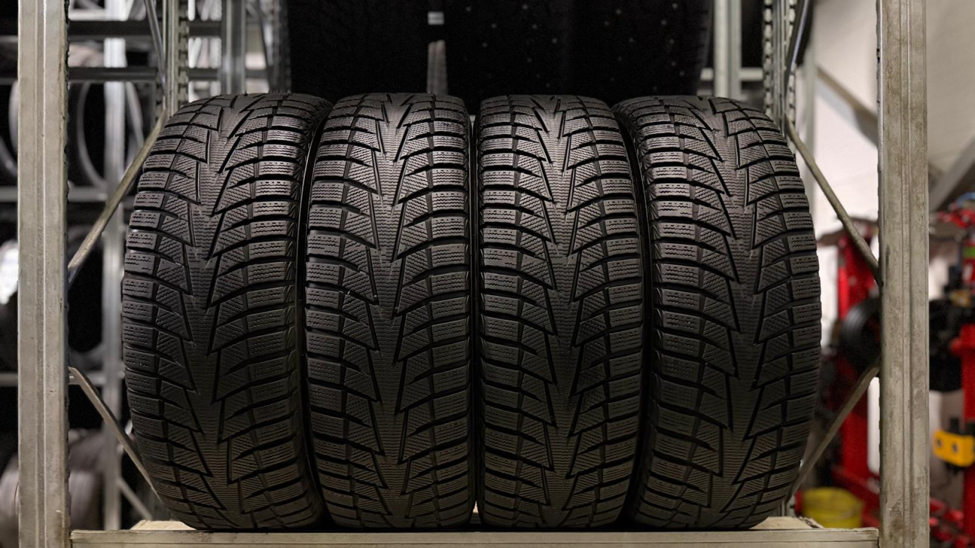 Hankook Winter i*cept X RW10 225/65R17 102T Lamell
