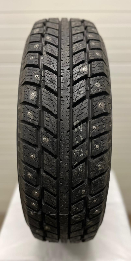 Kingstar Winter Radial Rw07 215/70R16 100 S Naastrehvid