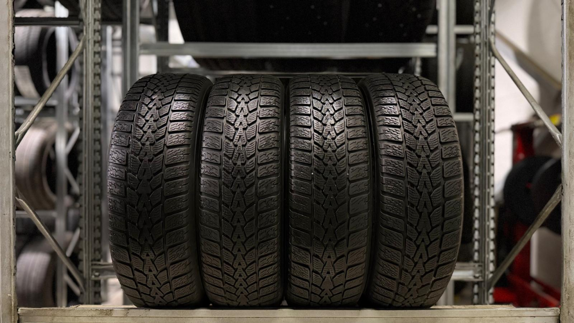 Dunlop WINTER RESPONSE-2 175/65R15 84 T Lamellrehvid