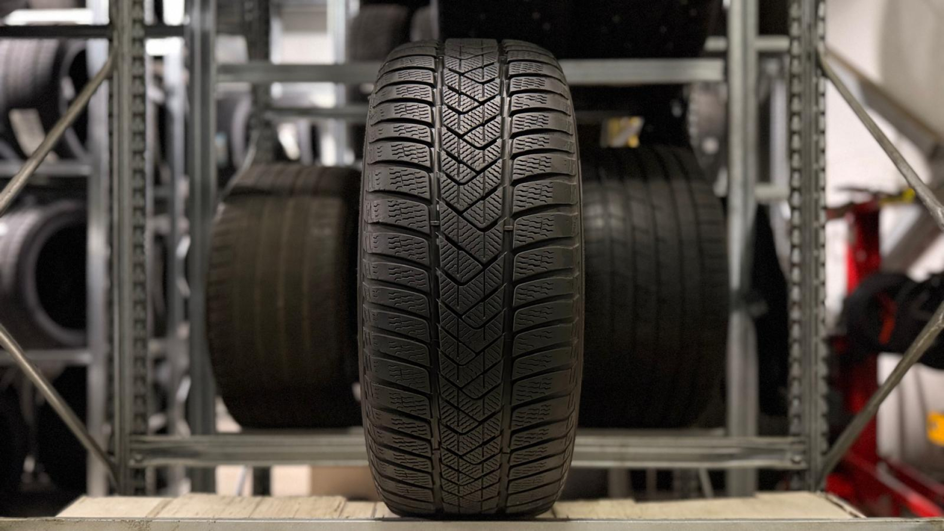 Pirelli Winter Sottozero 3 245/45R18 100 V BMW, MO