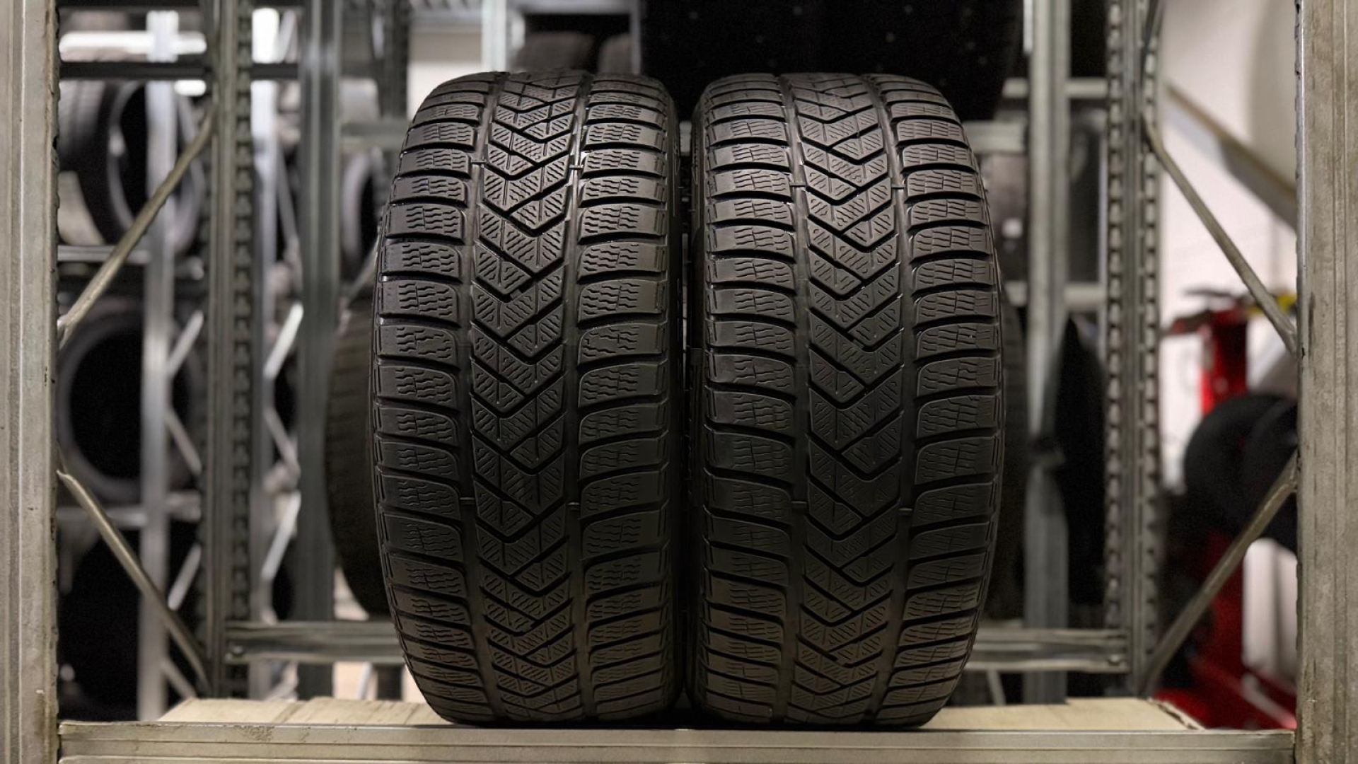 Pirelli Winter Sottozero 3 275/40R18 103 V Friction tires