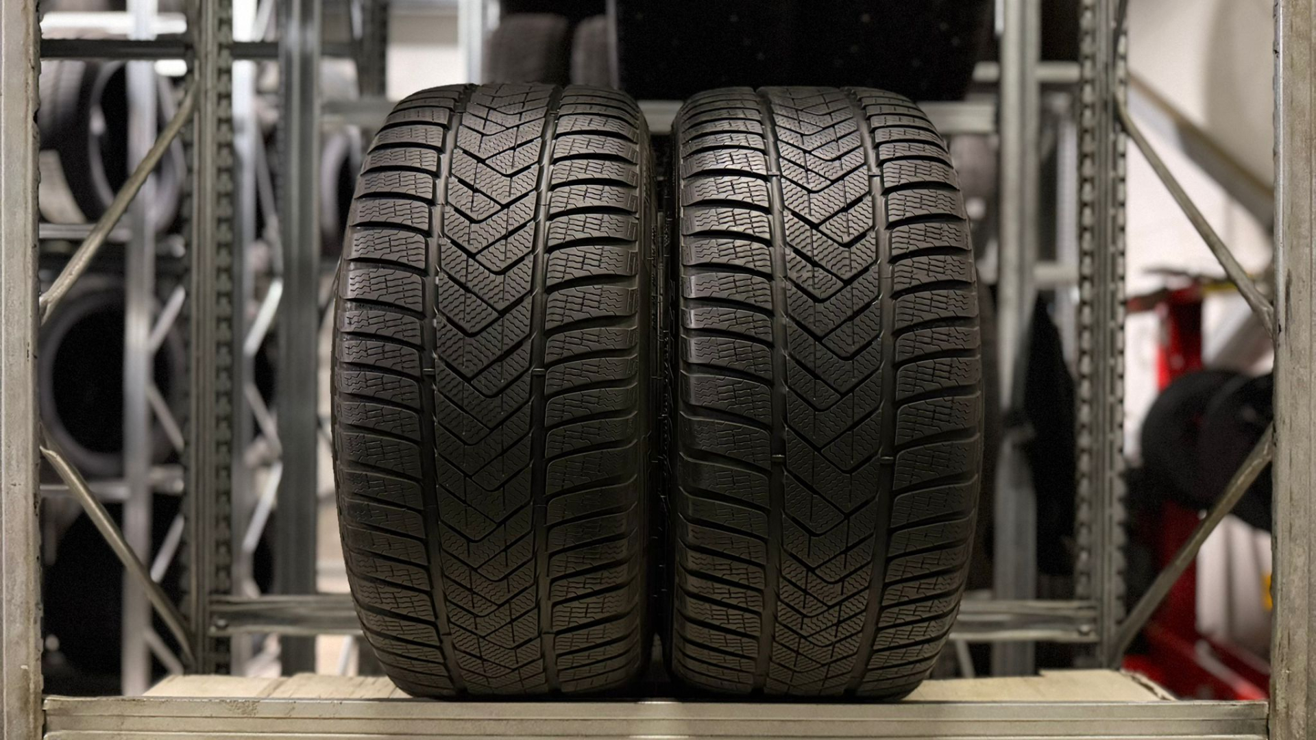 Pirelli Winter Sottozero 3 255/45R20 105 V BMW Ламельные шины