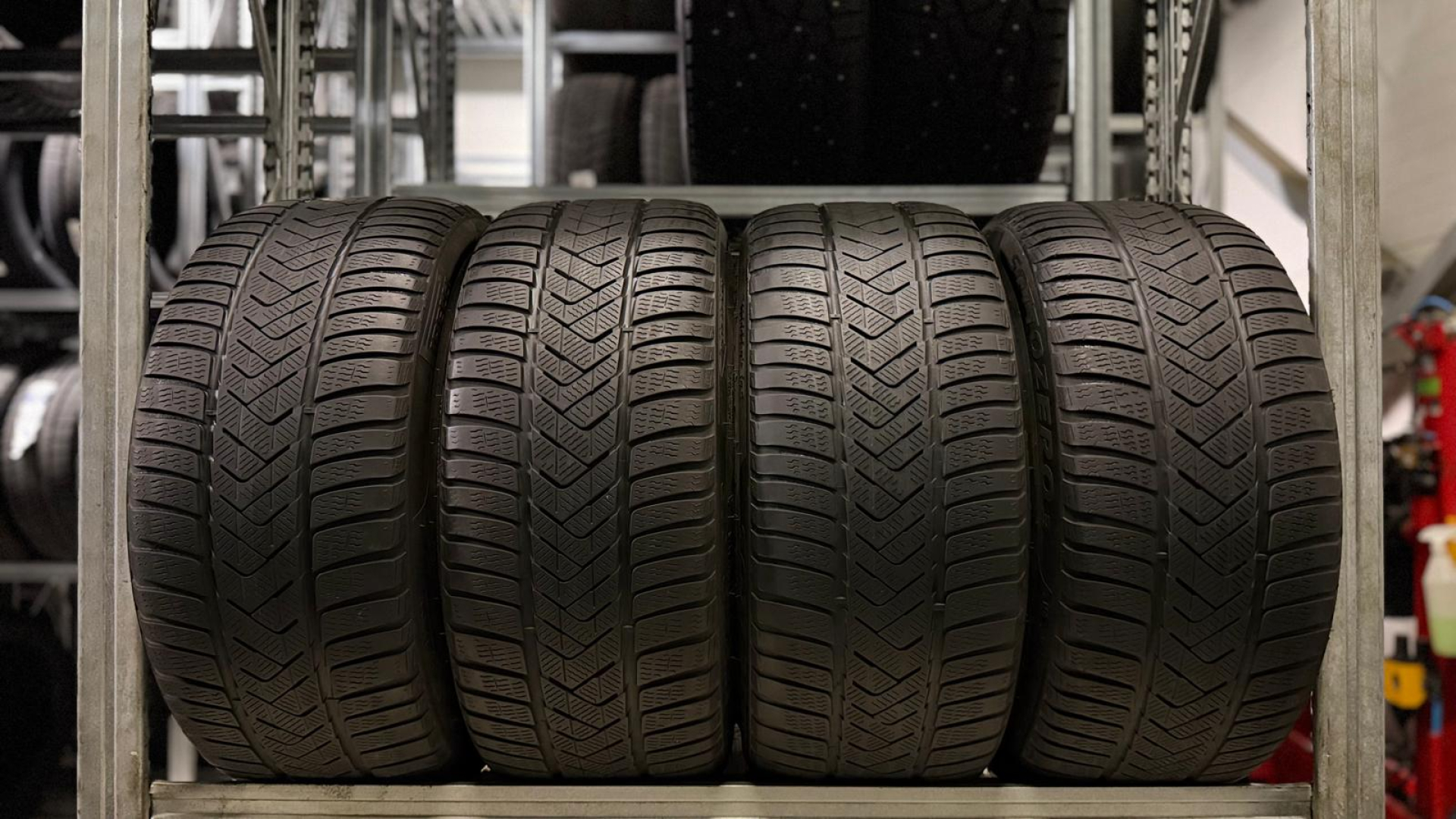 Pirelli Winter Sottozero 3 275/40R18 103 V *, MO