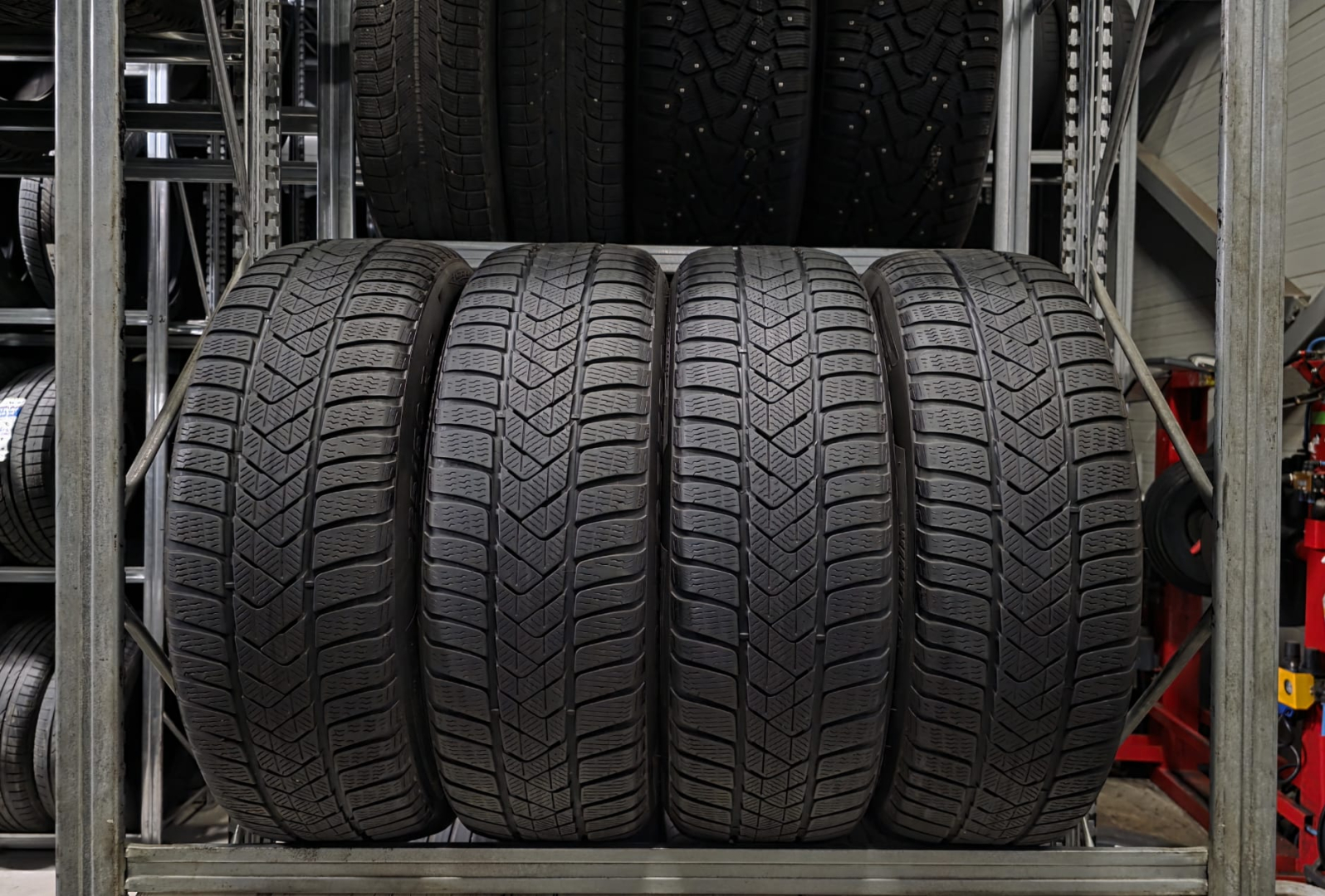 Pirelli Winter Sottozero 3 225/60R18 104 H *