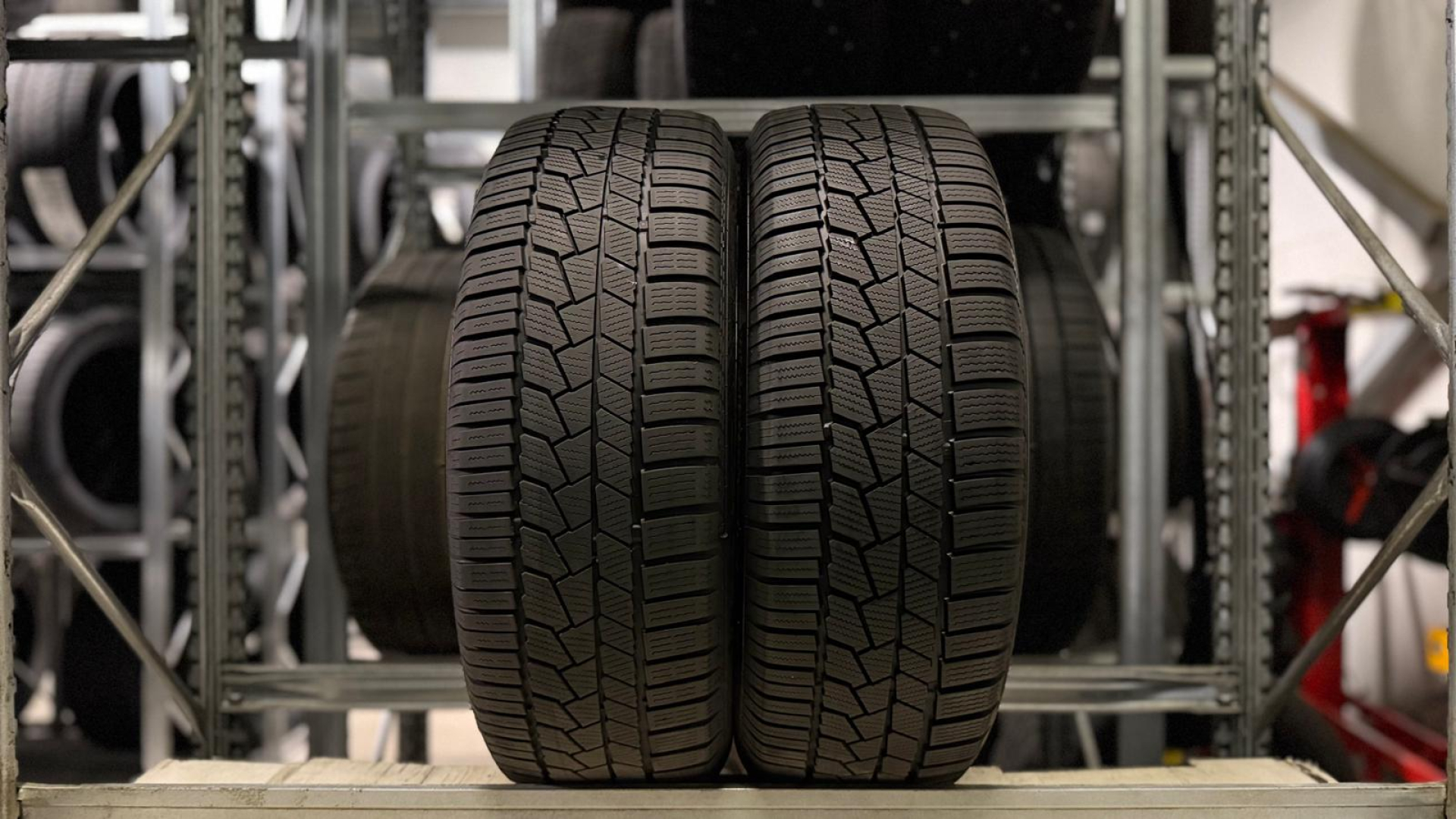 Continental WinterContact TS 860 S 205/65R16 95 H *