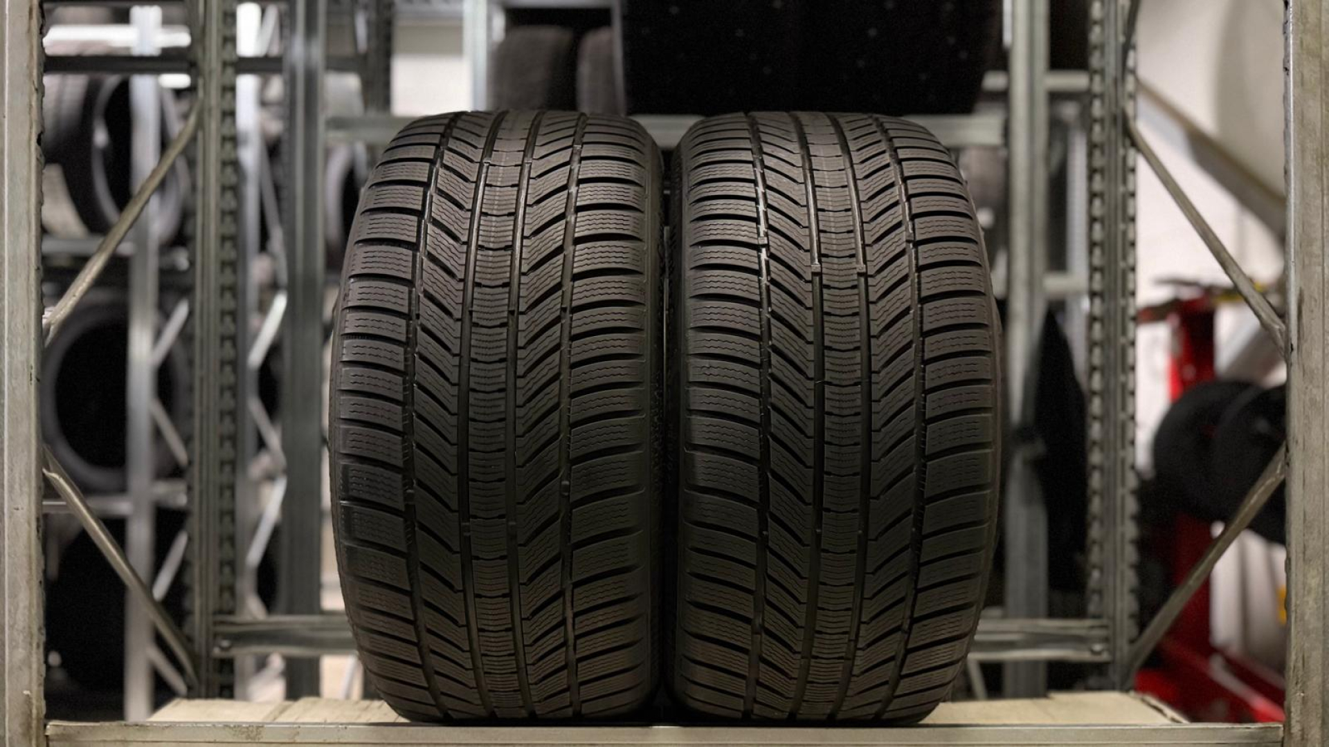 Continental WinterContact TS 870 P 255/45R19 104 V Ламельные шины