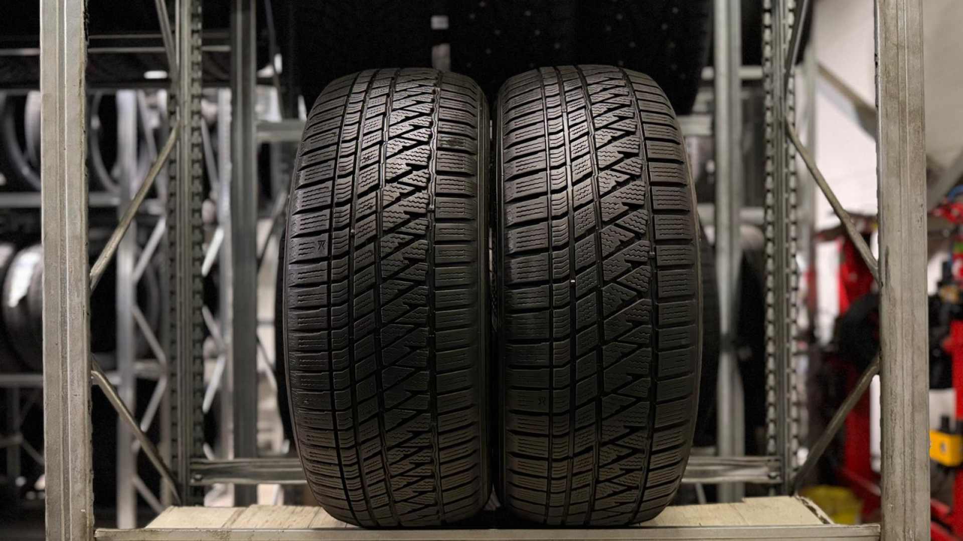 Kumho WinterCraft SUV WS71 265/60R18 114 H Ламельные шины