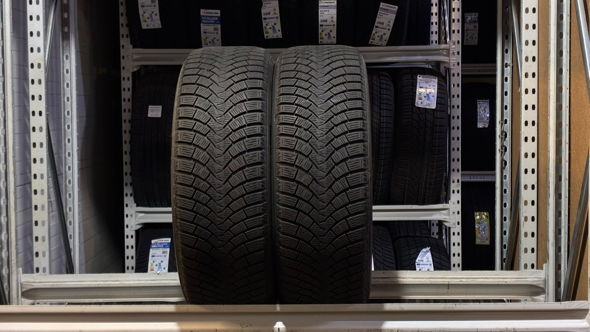 Falken Winterpeak F-Snow 1 235/55R18 104 T Ламельные шины