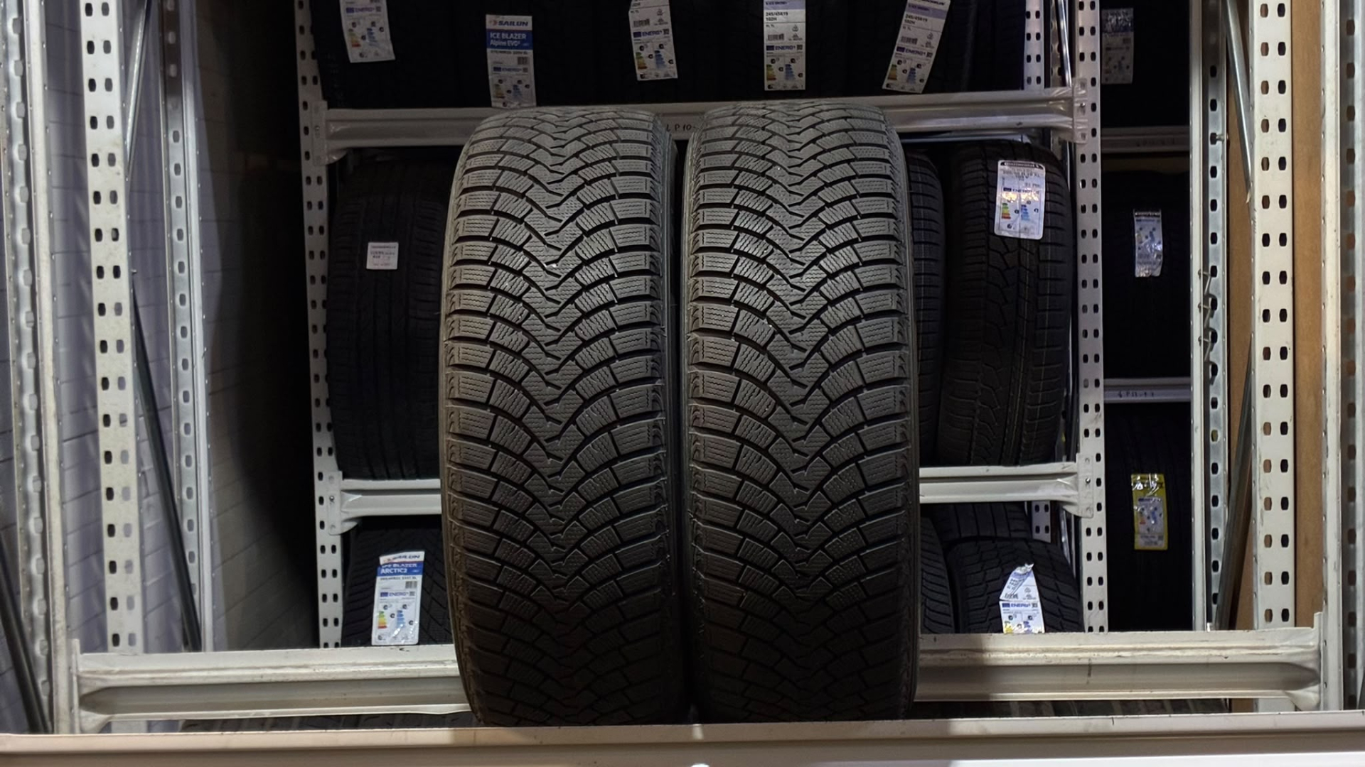 Falken Winterpeak F-Snow 1 235/55R18 104 T