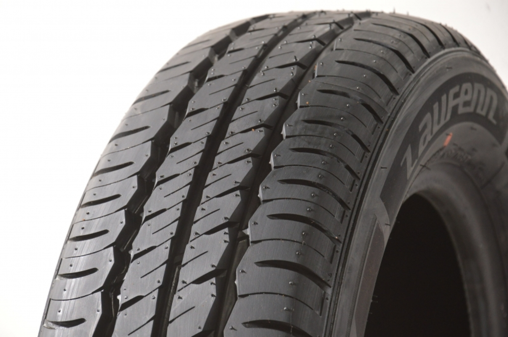 Laufenn X Fit Van LV01 215/65R16 109 T Летние шины