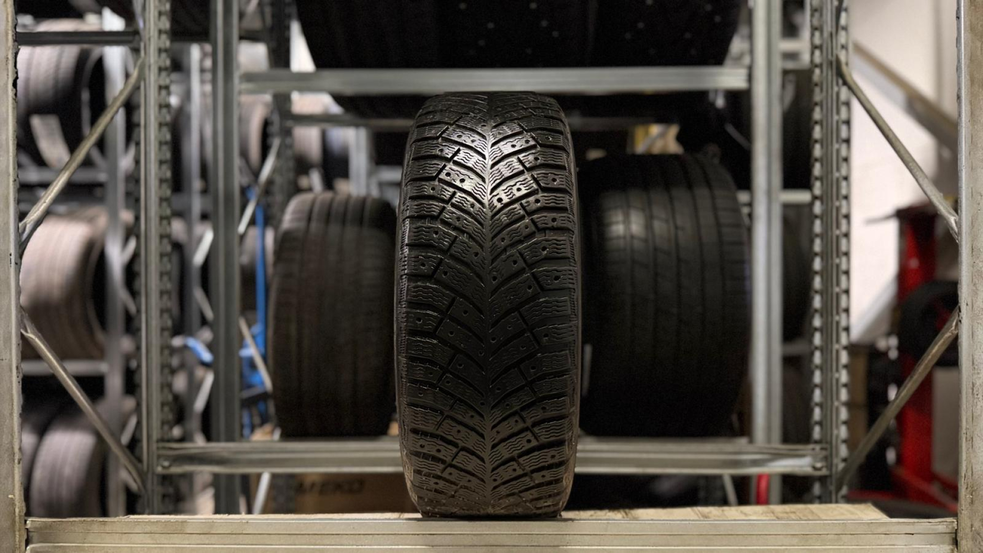 Michelin X-Ice North 4 205/55R16 94 T