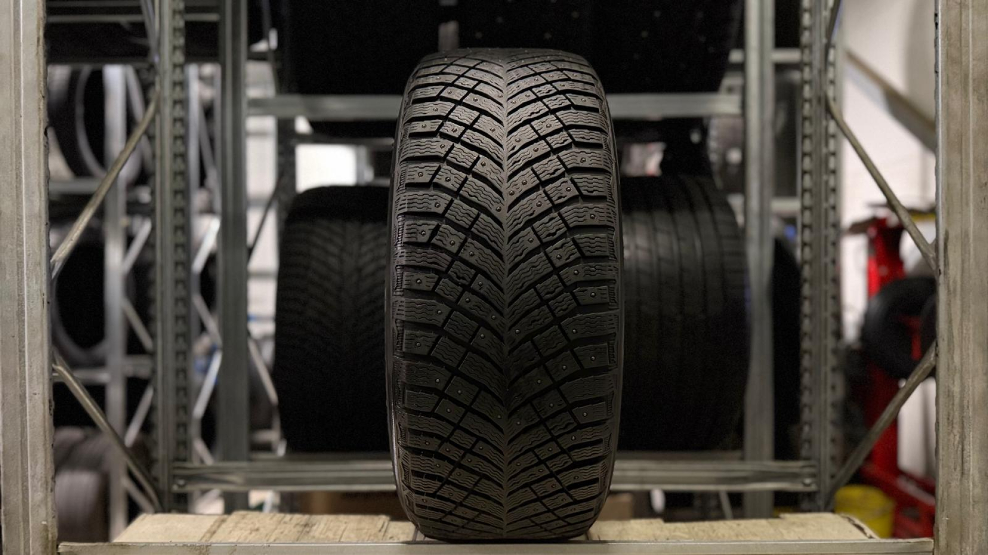 Michelin X-Ice North 4 275/40R21 107 T