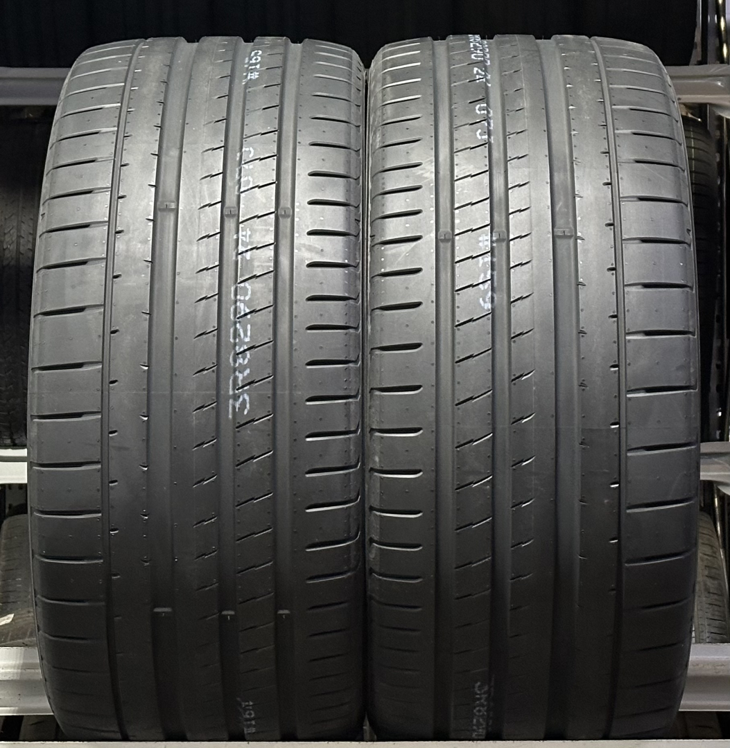 Yokohama ADVAN Sport V107 325/35R23 115 Y RPB